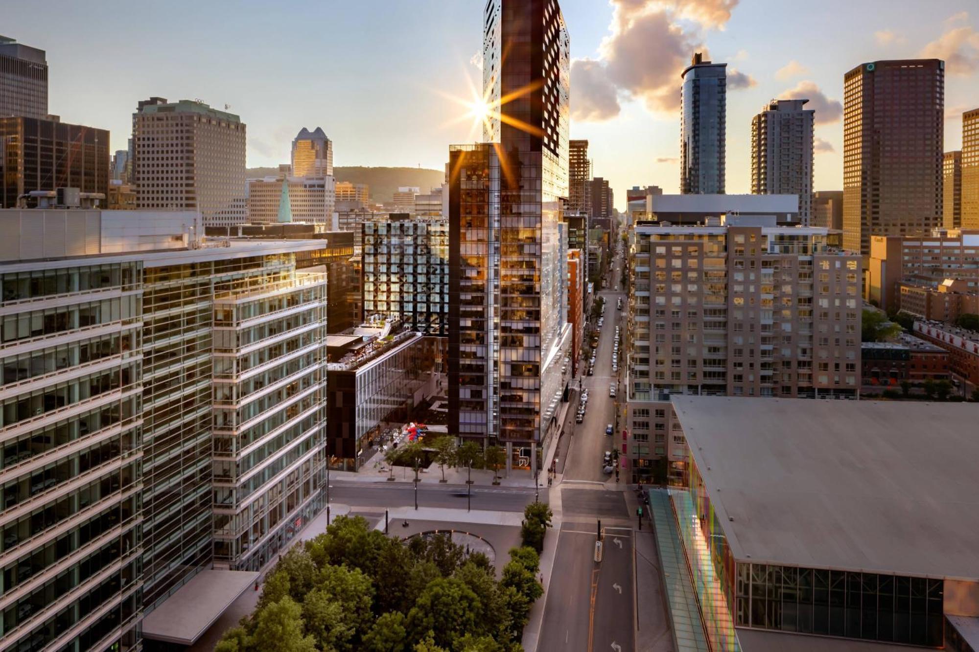 Humaniti Hotel Montreal, Autograph Collection المظهر الخارجي الصورة