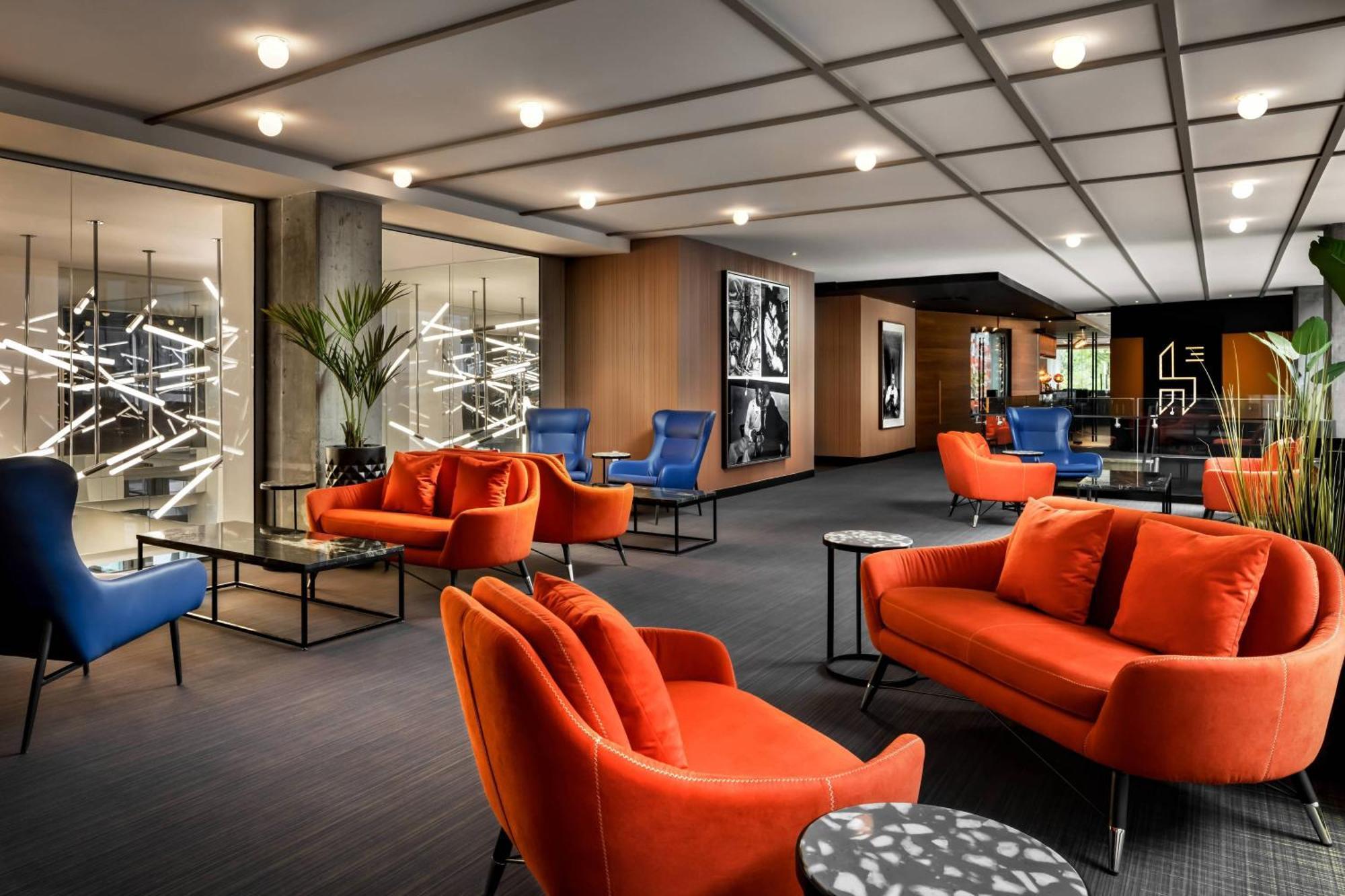 Humaniti Hotel Montreal, Autograph Collection المظهر الخارجي الصورة