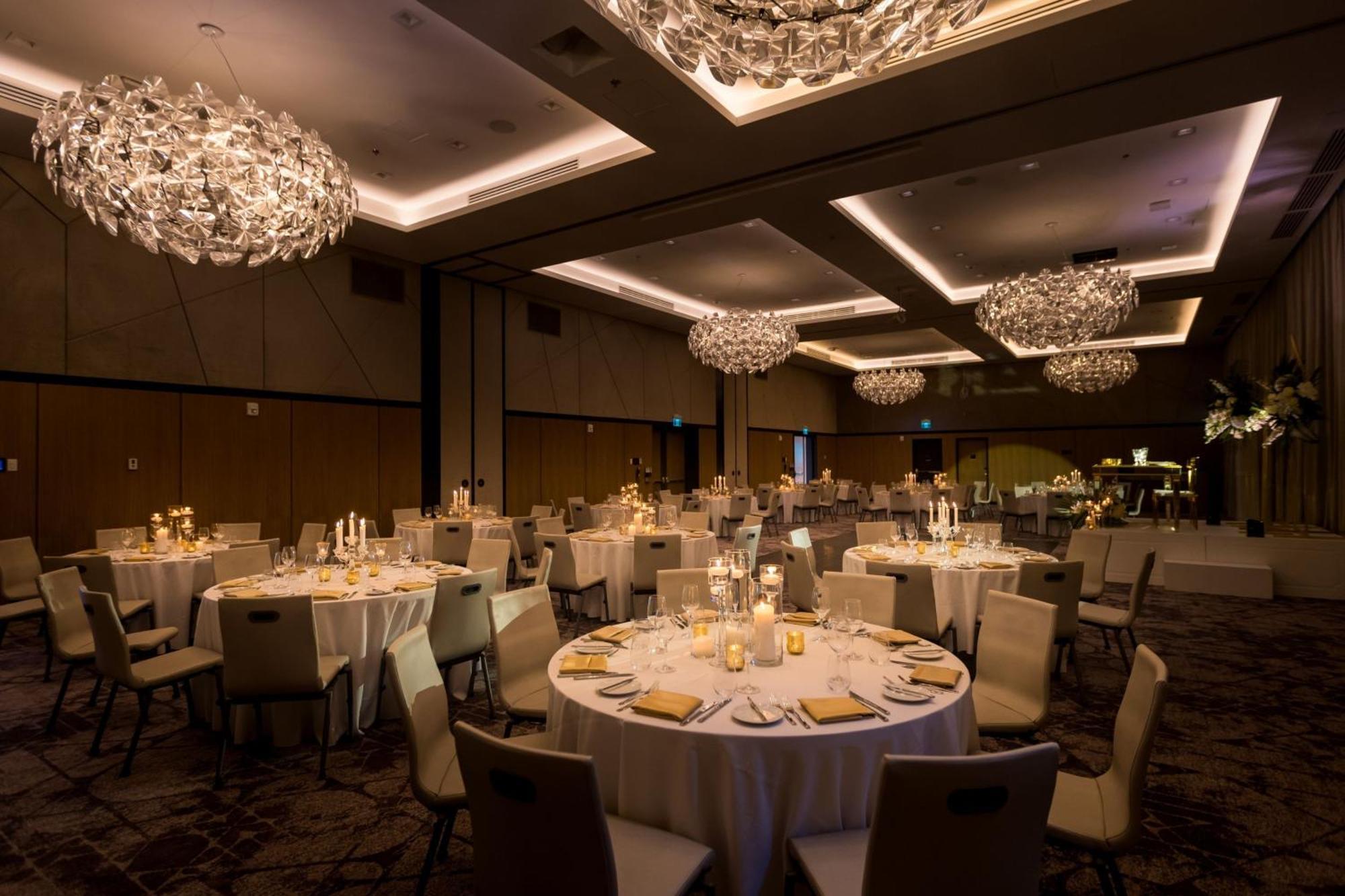 Humaniti Hotel Montreal, Autograph Collection المظهر الخارجي الصورة