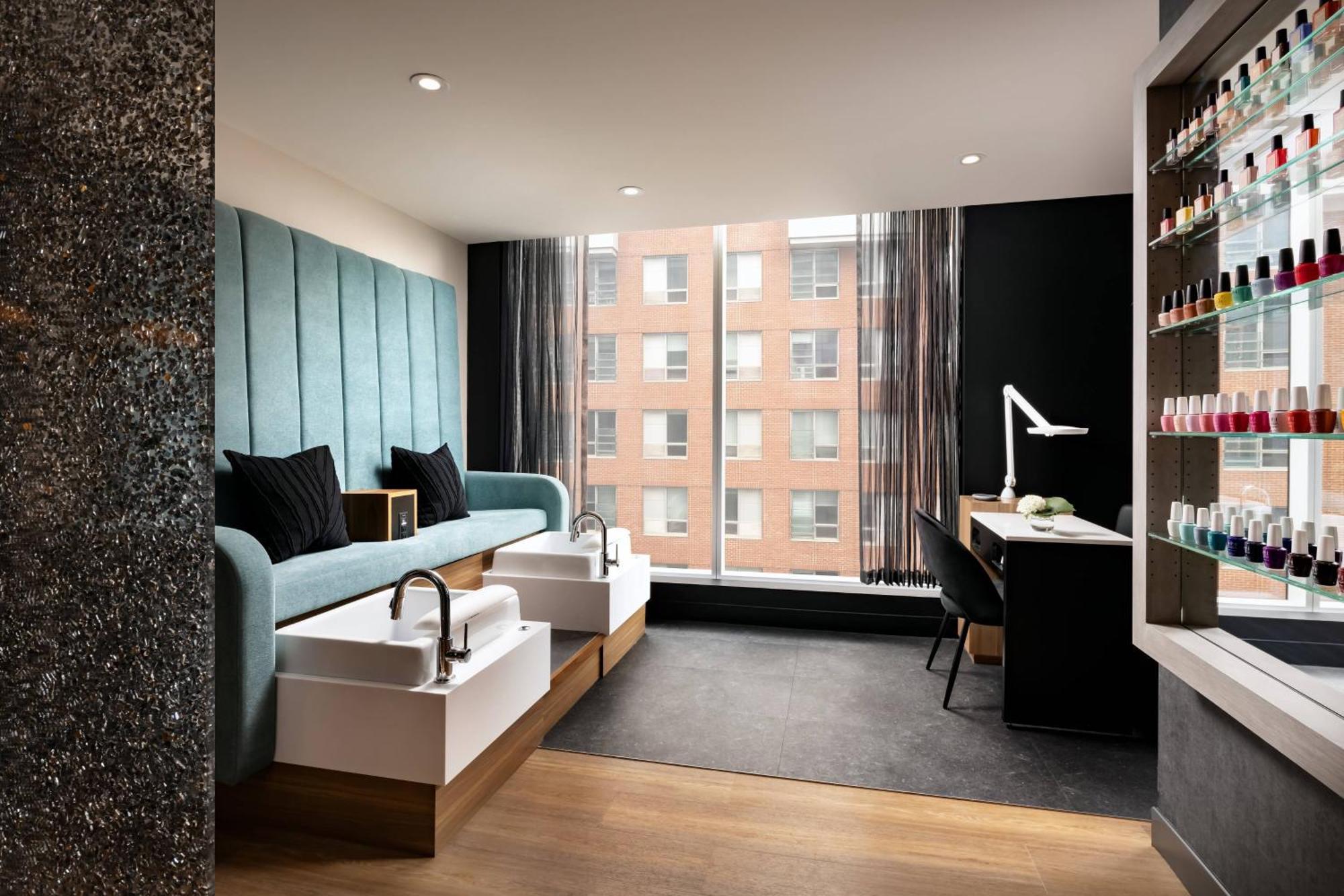 Humaniti Hotel Montreal, Autograph Collection المظهر الخارجي الصورة