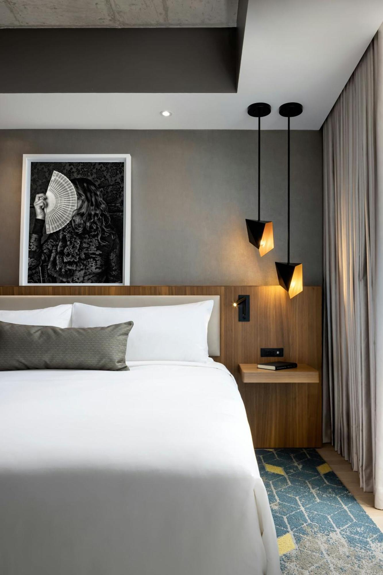 Humaniti Hotel Montreal, Autograph Collection المظهر الخارجي الصورة
