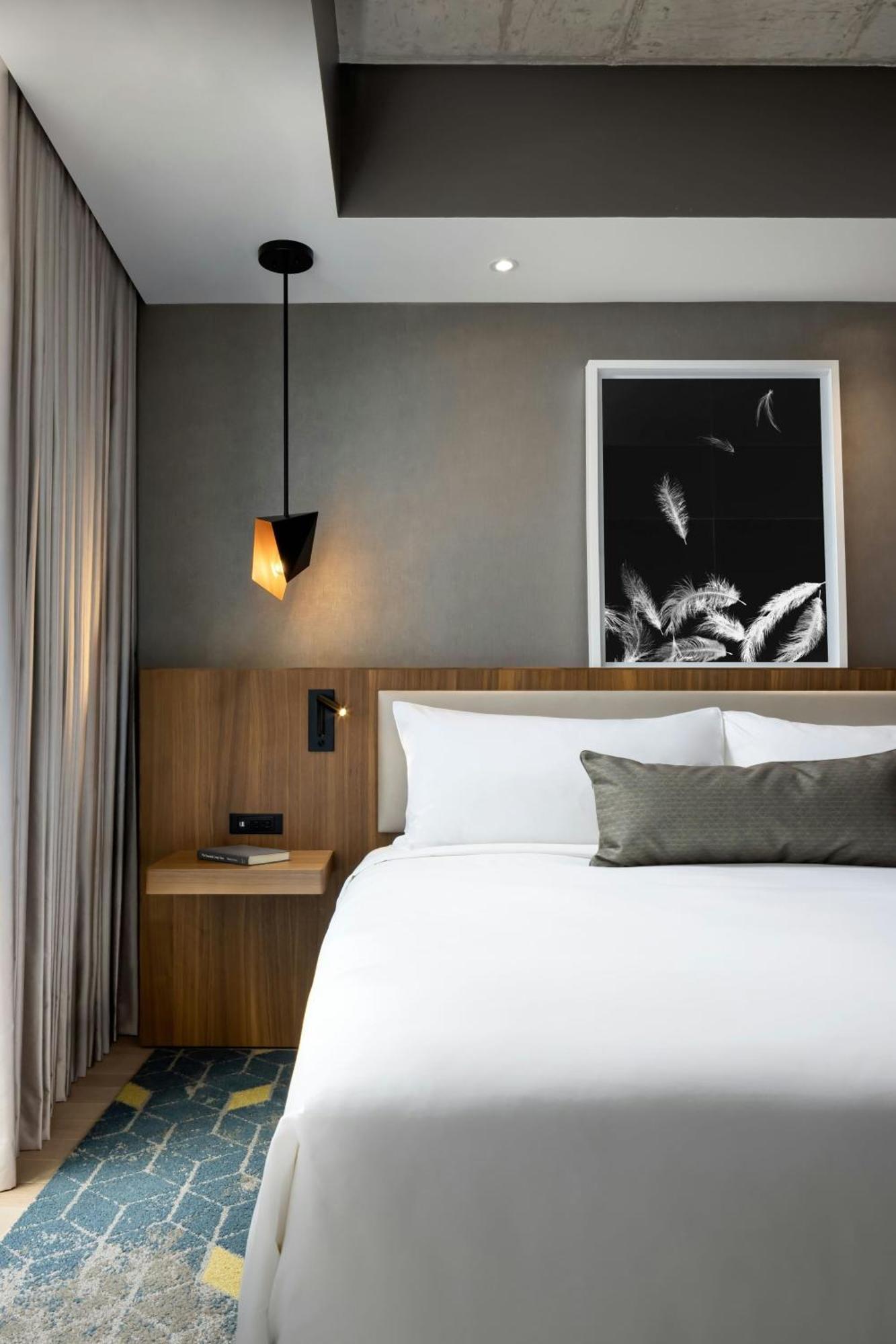 Humaniti Hotel Montreal, Autograph Collection المظهر الخارجي الصورة